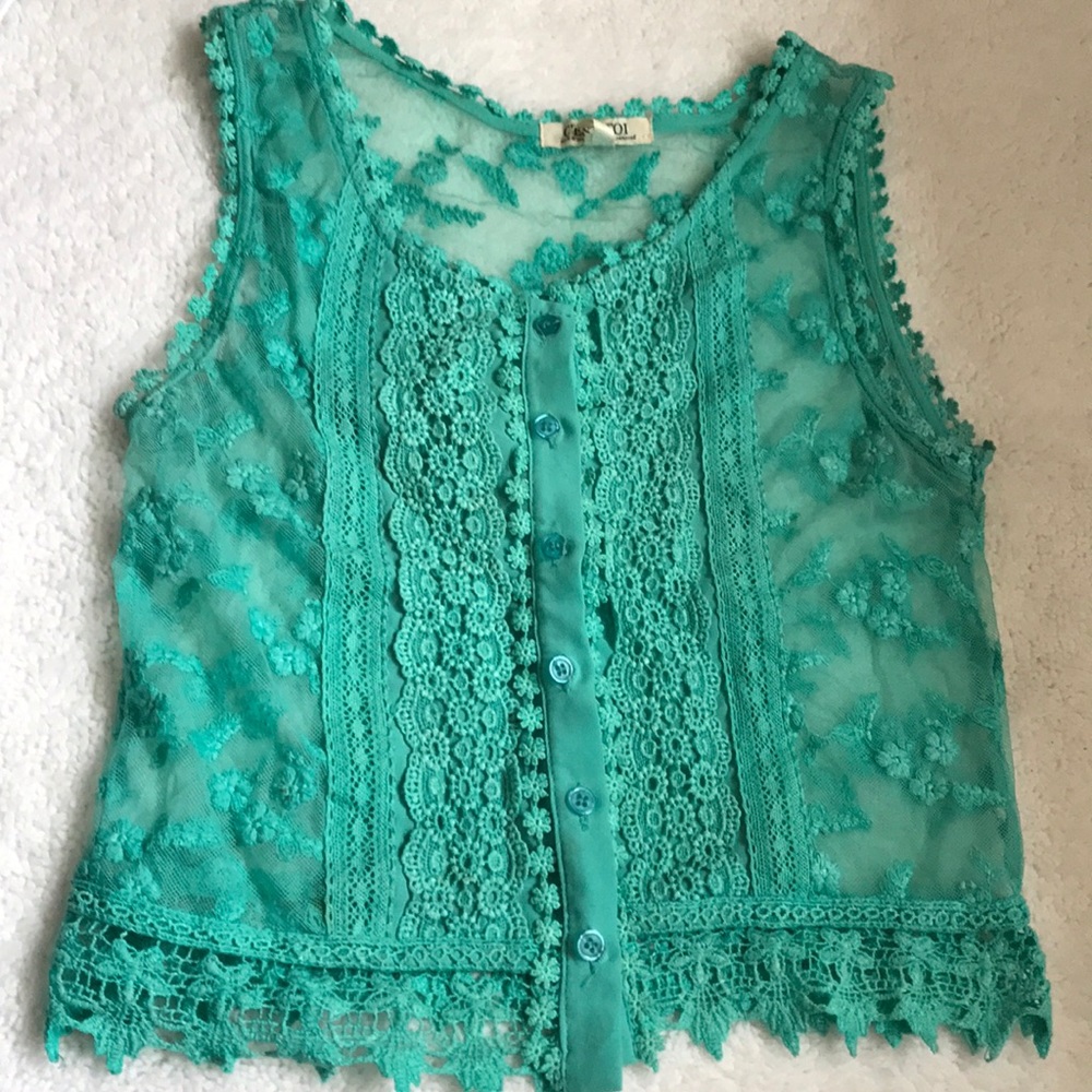 Lace crop top tank